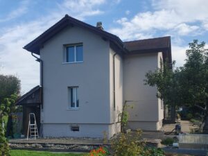 fertig erstellte Aussenwärmedämmung in Bassersdorf